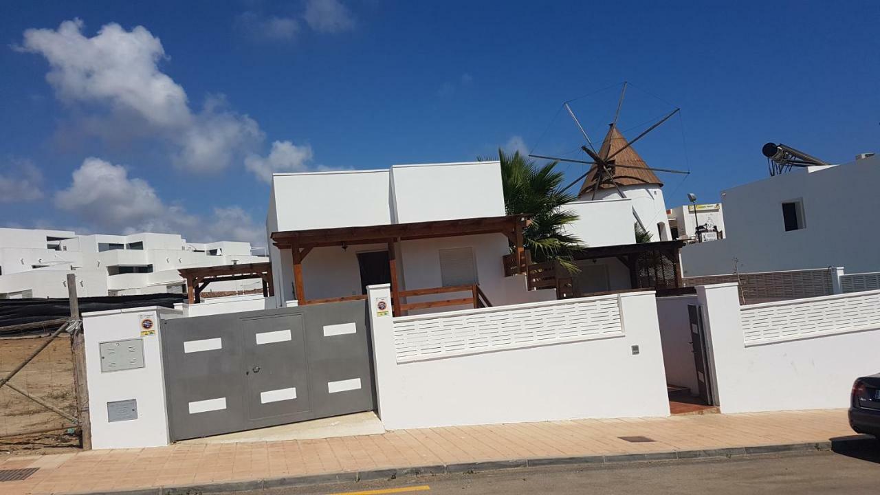 Casita Del Molino Villa ลาสเนกรัส ภายนอก รูปภาพ